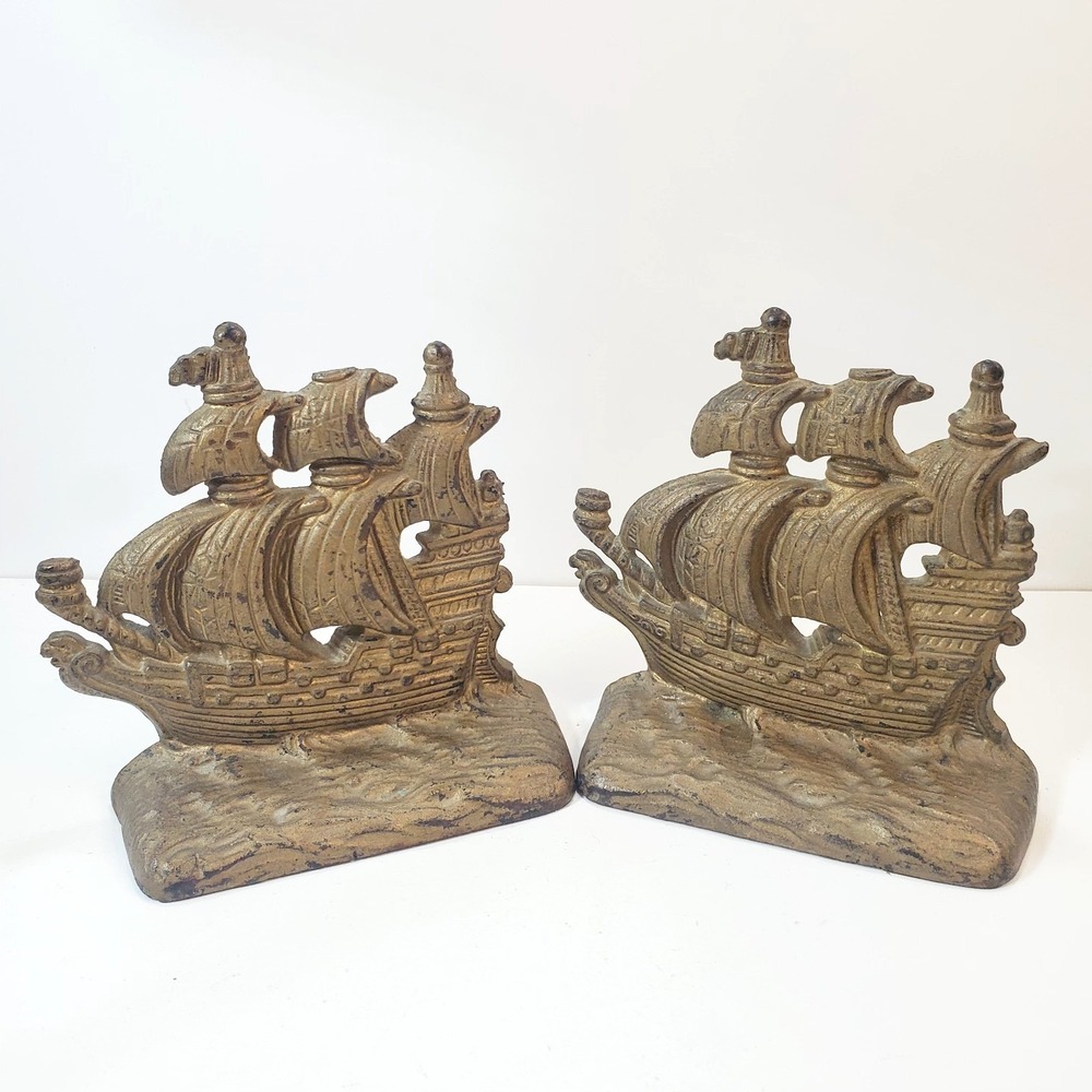 Vintage Set of 2 Cast Metal Heavy Pirate Clipper Ships Book Ends 5.5 inch Tall
